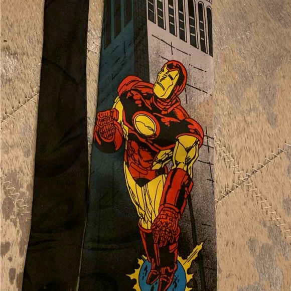 Retro Iron Man Men’s tie - Picture 1 of 6